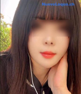  ASIATICA ORIENTAL RECIEN LLEGADA CHICA JOVEN GUAPA MUY CARIÑOSA