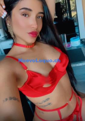  Vicky novedad una chica joven