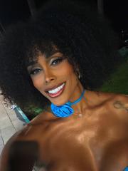 Candy la TRANS de pelo afro
