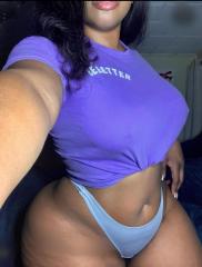 mujerona caliente y morbosa voluptosa todo grande ya verás rica Colombiana