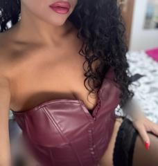 CATALANA CARIÑOSA Y MORBOSA ATENCIÓN A PAREJAS Y SEÑORES EDUCADOS!