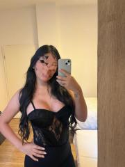 LATINA VEINTEAÑERA PURA FANTASÍA - FOTOS SIN PHOTOSHOP