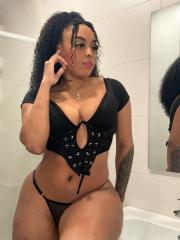 SARAY HERMOSA COLOMBIANA NUEVA EN SABADELL SUR