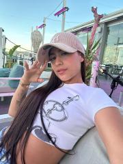 ANNY JOVEN MUY CAÑERA, ARDIENTE Y DIVERTIDA