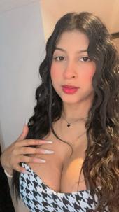 HOLA CARIÑO CAMILA ENCANTADORA Y BASTANTE ARDIENTE