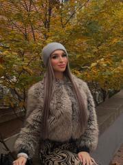 VALERIA ELEGANTE, CERCANA Y MUY COMPLACIENTE LATINA