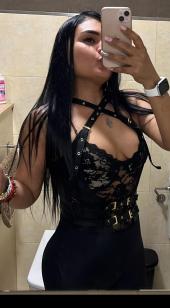 Morena sexy implicada zona de Coslada