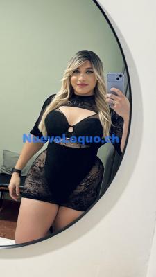 Elektra latina disponible muy caliente y complaciente