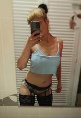 Rubia de Europa del este,simpática,atractiva, sensual, sin tabú