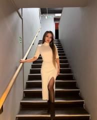 LAYLA JAPONESA MASAJISTA