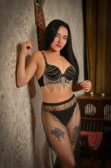 NATALIA implicada cariñosa y entregada