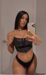 Hola me llamo Aliana recién llegada masajista