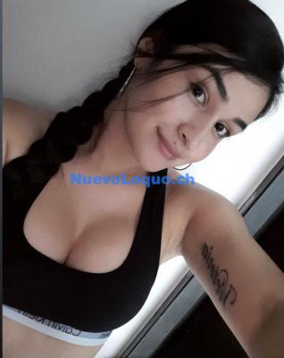 Alejandra colombiana 23 años