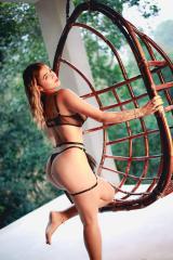 Rubia Colombiana modelo deportista bailarina.