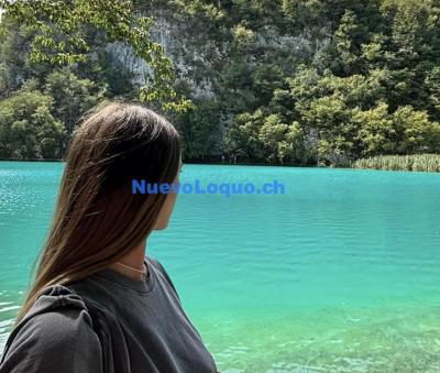 Laura, española, risueña y romántica, si buscas algo más que lo típico, escríbeme