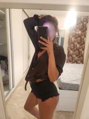 YASMIN MORENA EXOTICA POR GIRONA
