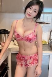 Marie ACOMPAÑANTE ASIÁTICA Vilanova i la Geltrú