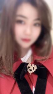 CHICA ORIENTAL GUAPA SIMPÁTICA / USERA /