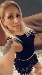 Katia rubia delgadita cuerpo divino natural muy divertida complaciente