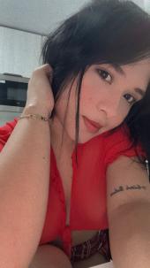 Khloe venezolana elegante muy guapa