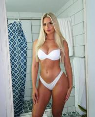 VANESSA HERMOSA LATINA MUY SENSUAL, EXOTICA Y JUGUETONA CON LA QUE ALUCINARAS