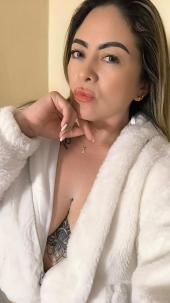 SARA UNA MUJER CON UNA SONRISA PELIGROSA